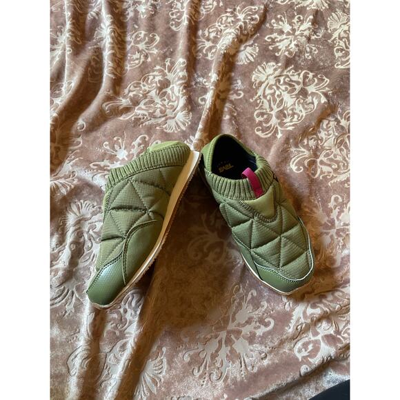 Teva Shoes - NEW‎ Teva Women's Reember Green Slip-on Moccasin Size 6